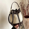 Sac seau noir et blanc