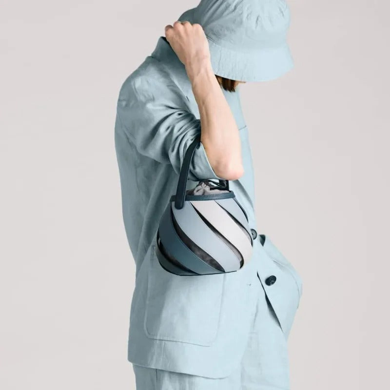 Sac boule torsadé bleu ciel