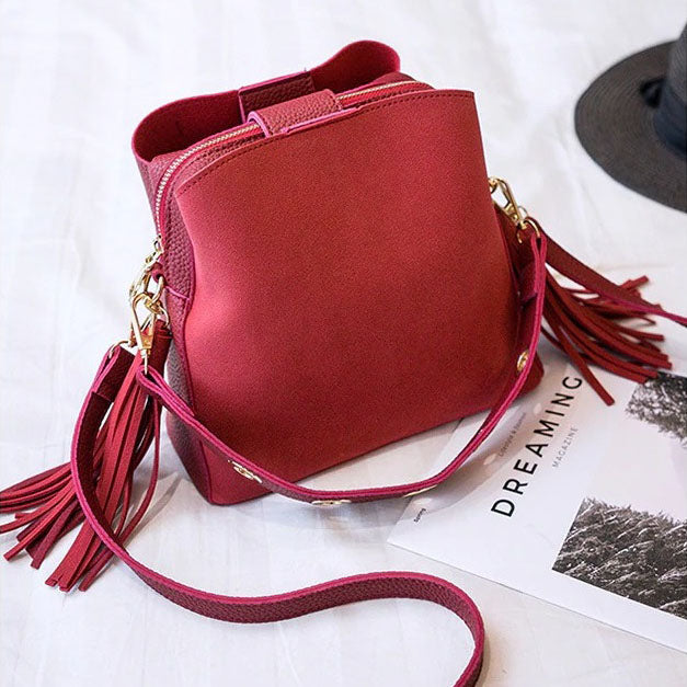 sac seau rouge daim